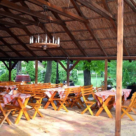 Guest house Zoldkert Panzio *