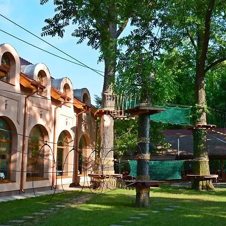 Zoldkert Panzio Guest house Csongrad