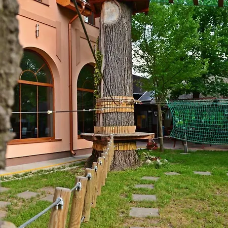 Guest house Zoldkert Panzio Csongrad